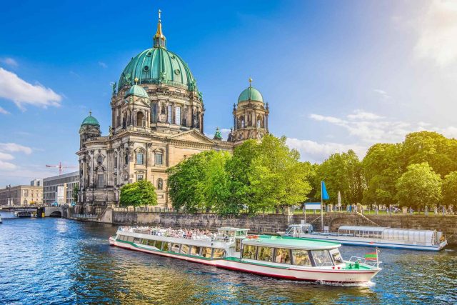 https://www.saraybosnaturizm.ba/wp-content/uploads/2018/09/destination-berlin-02-640x427.jpg
